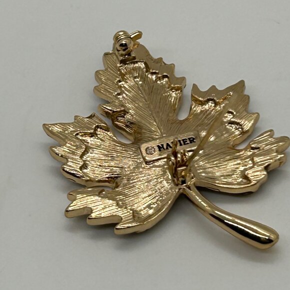 Napier Vintage Brooch Gold-Tone Maple Leaf Pin Costume Jewelry Elegant Design - Picture 11 of 12